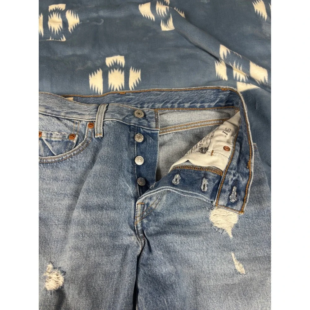 Levis Premium 501 Original Distressed Light Wash Denim Shorts W25 29961-0005